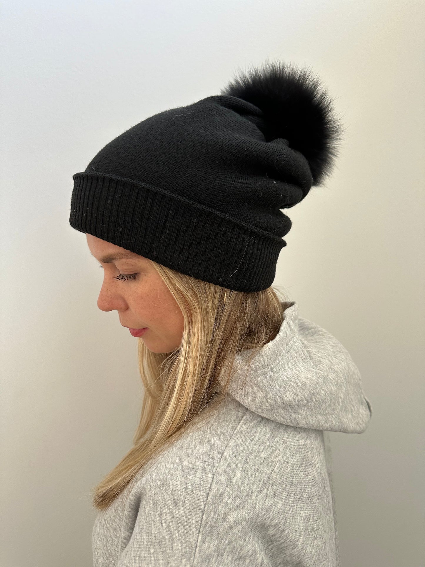 Knitted Beanie hat with Removable Pom Pom for Women Mspineapplecrafts