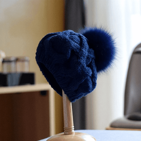 2 Way Knitted Beret with Removable Pom Pom - Mspineapplecrafts
