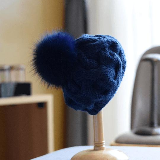 2 Way Knitted Beret with Removable Pom Pom - Mspineapplecrafts