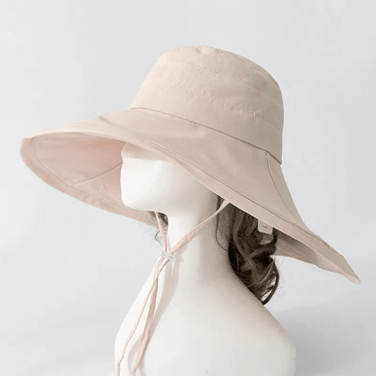 Extra Wide Brim Foldable Bucket Hat.