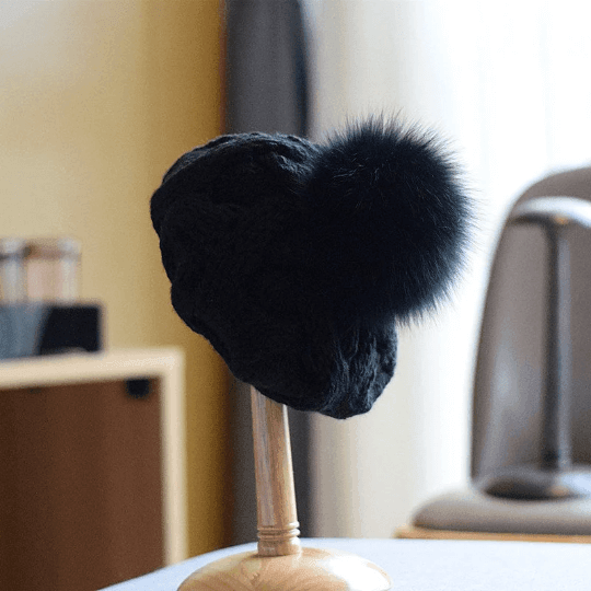 2 Way Knitted Beret with Removable Pom Pom - Mspineapplecrafts