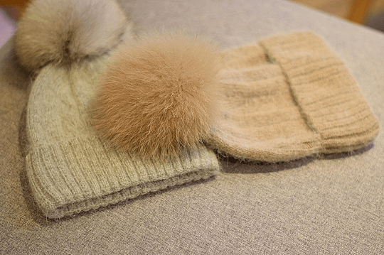 2 Way Knitted Beanie hat with Removable Pom Pom - Mspineapplecrafts