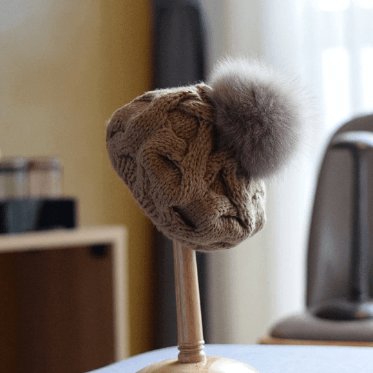 2 Way Knitted Beret with Removable Pom Pom - Mspineapplecrafts