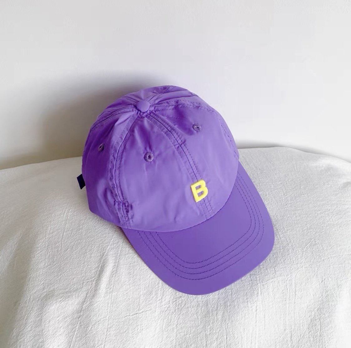 Kid Baseball Hat with Letter B.