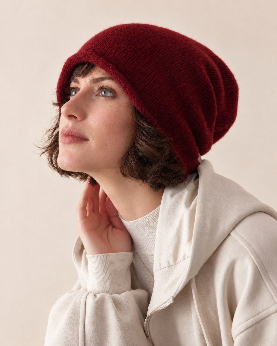 100% wool slouchy beanie - burgundy up