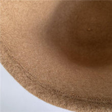 Load image into Gallery viewer, 100% Wool Foldable Cloche Hat