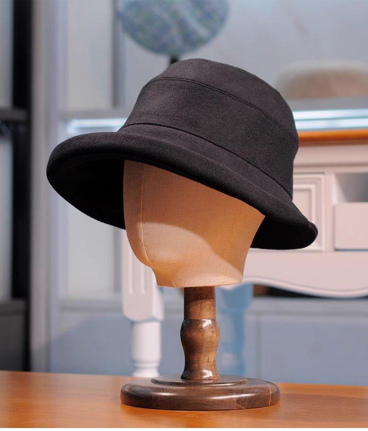 Vintage-Inspired Cloche Hat