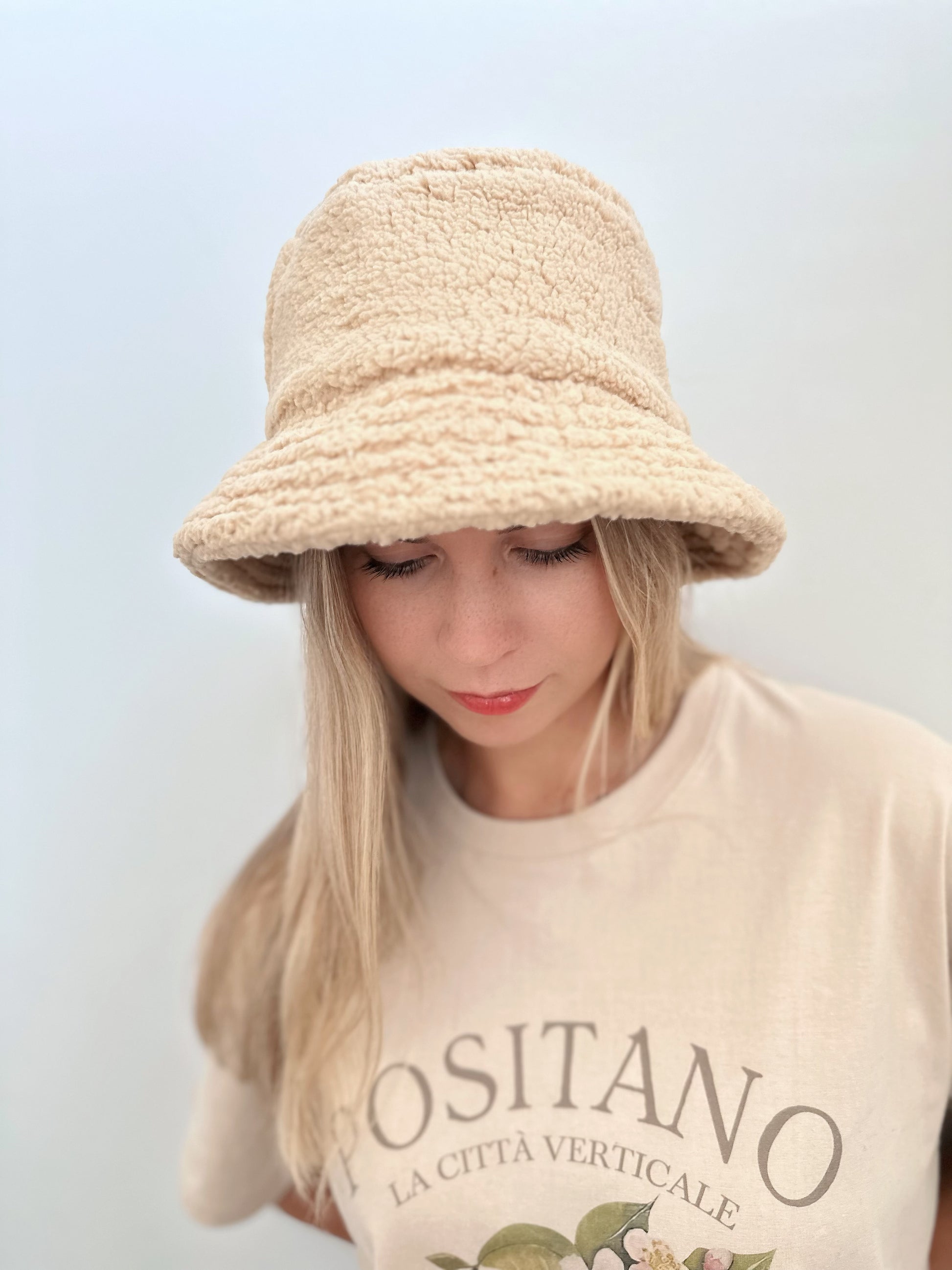 M-XL Oversized Arequipa Fleece Hat for Women MsPineappleCrafts