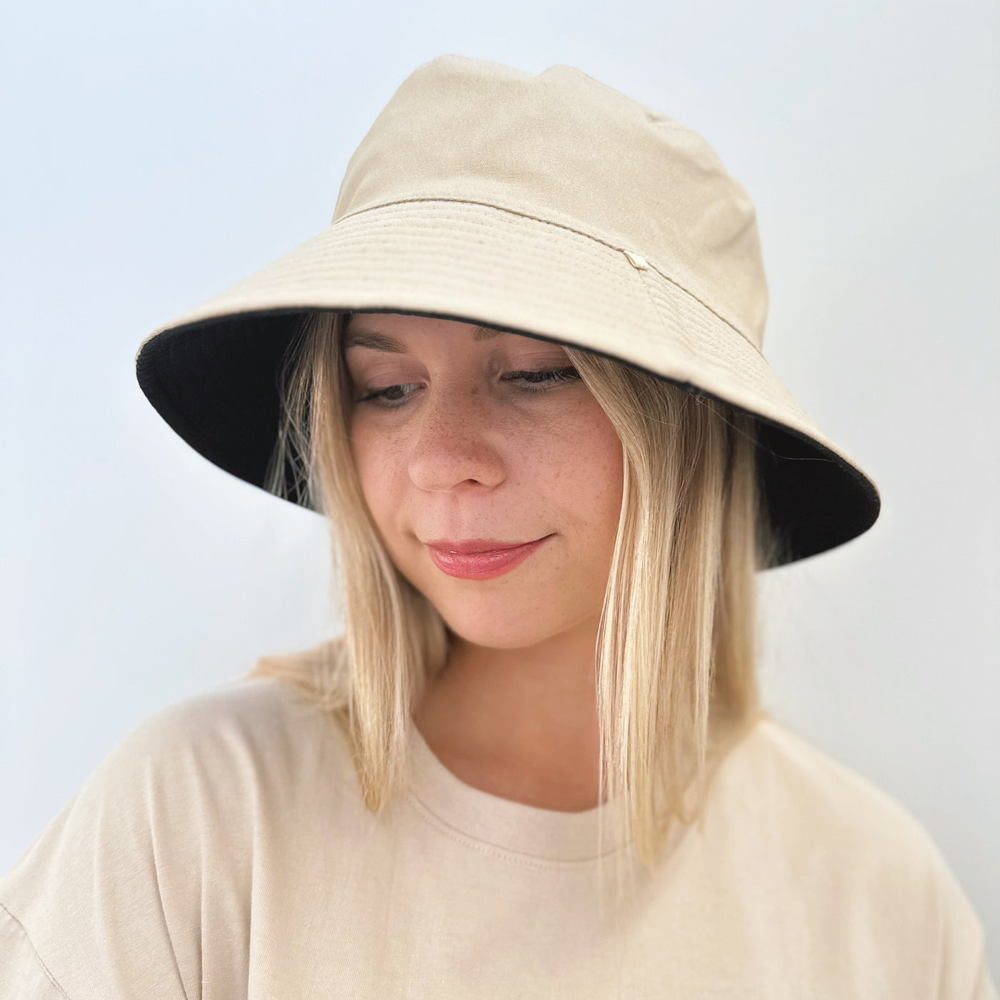 Medium Brim Unisex Cotton Bucket Hat Mspineapplecrafts