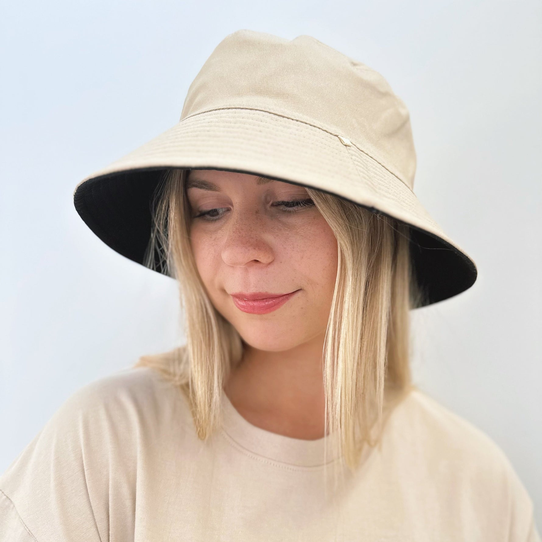 Medium Brim Unisex Cotton Bucket Hat Mspineapplecrafts