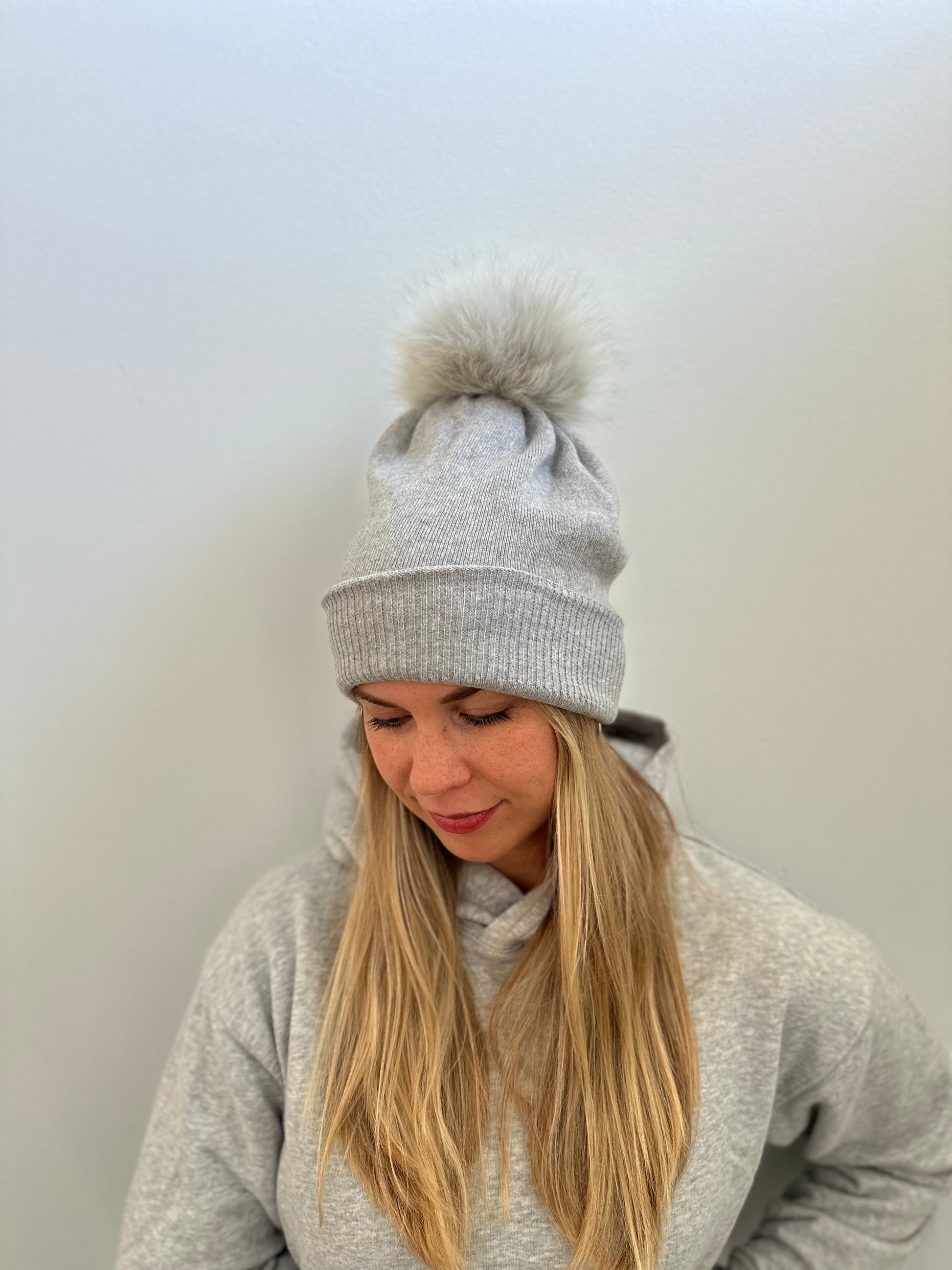 Knitted Beanie hat with Removable Pom Pom for Women Mspineapplecrafts