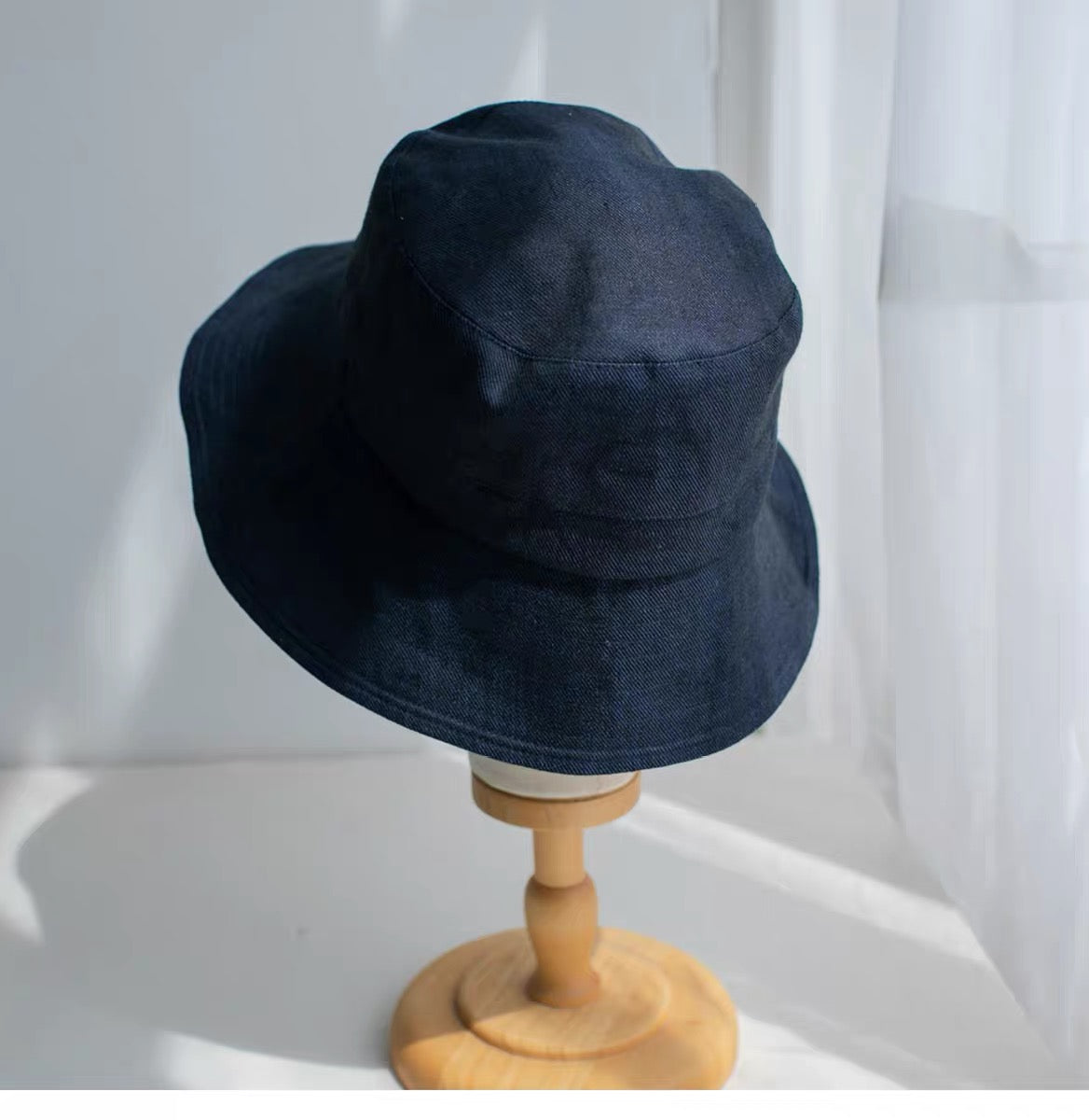 Reversible Linen Bucket Hat for Women – 100% linen reversible wide-brim sun hat