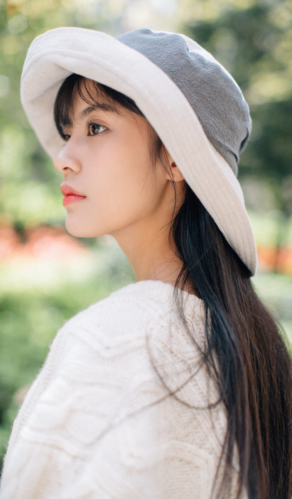 Summer Linen Bucket Hat for Women MsPineappleCrafts