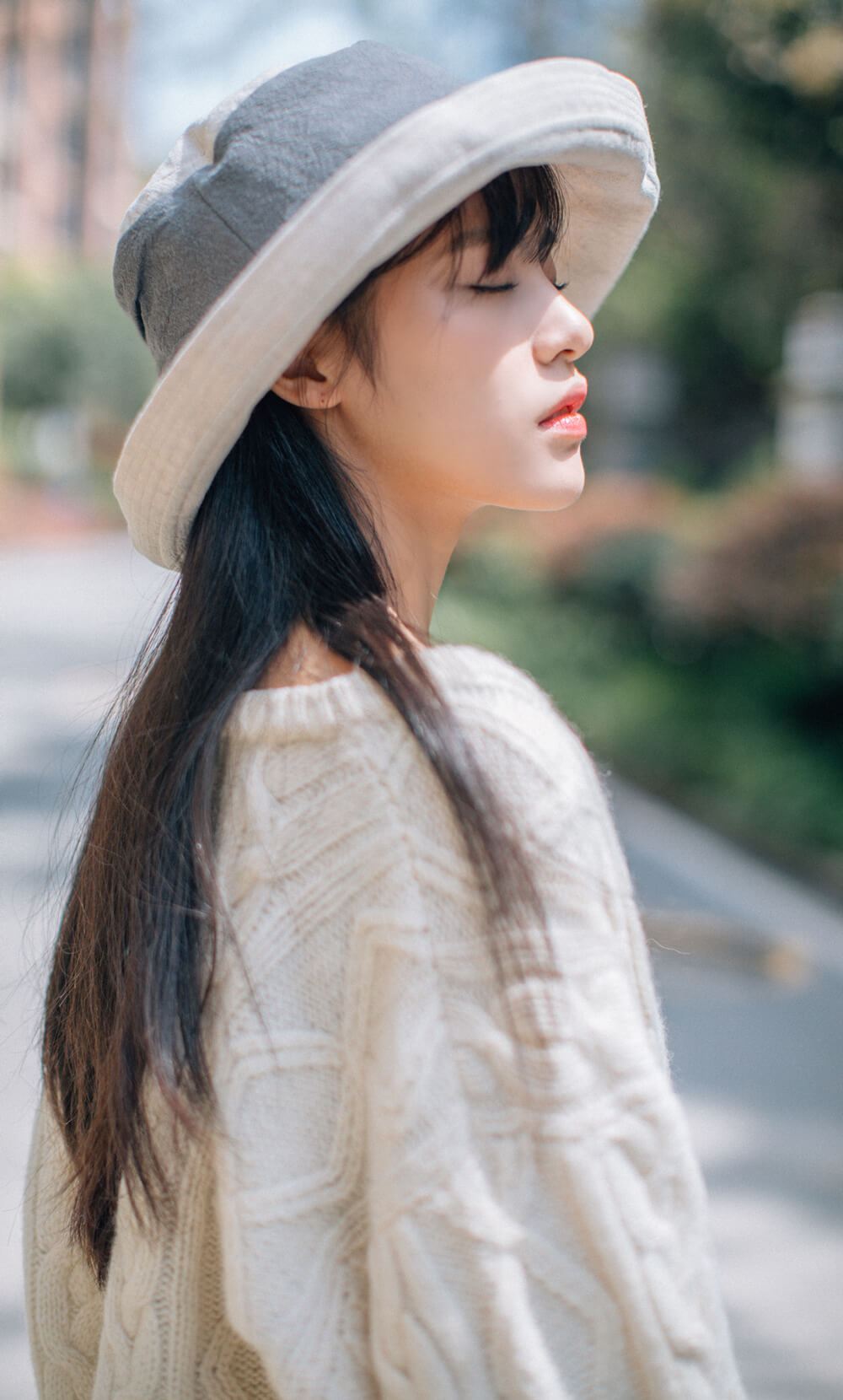 Summer Linen Bucket Hat for Women MsPineappleCrafts