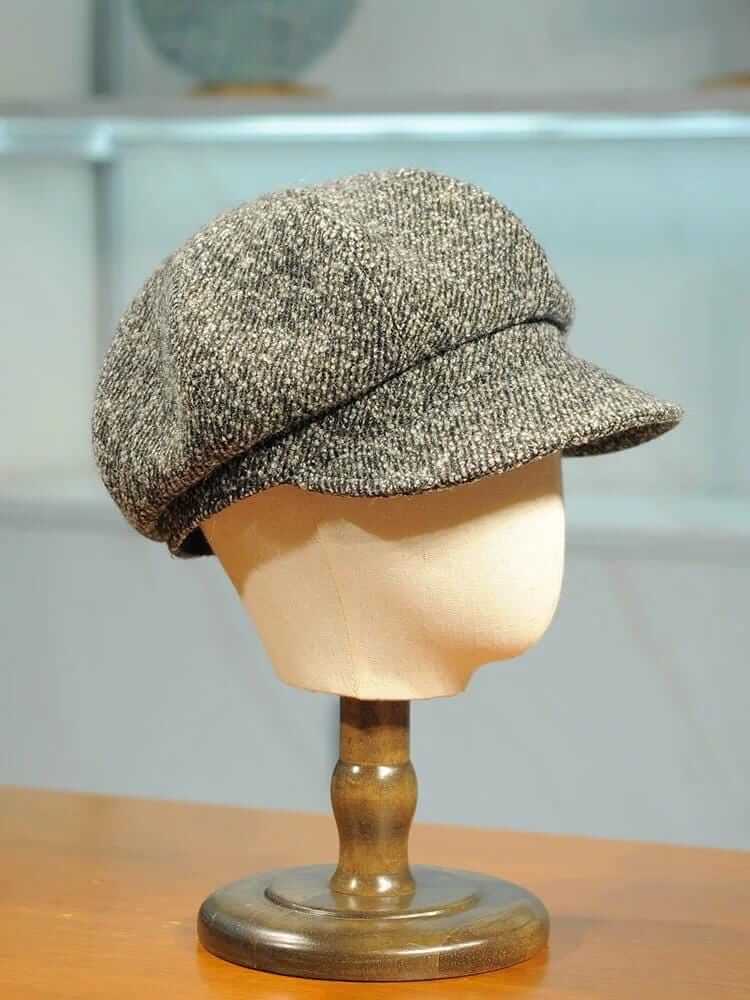 Handmade Wool Newsboy Cap Unisex - Detail View