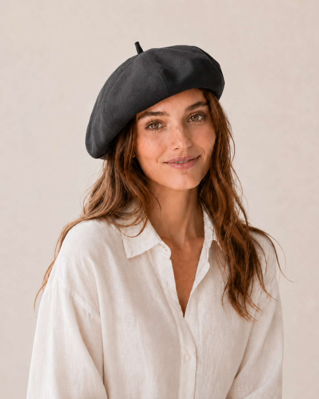Woman wearing oversized linen French beret – Black