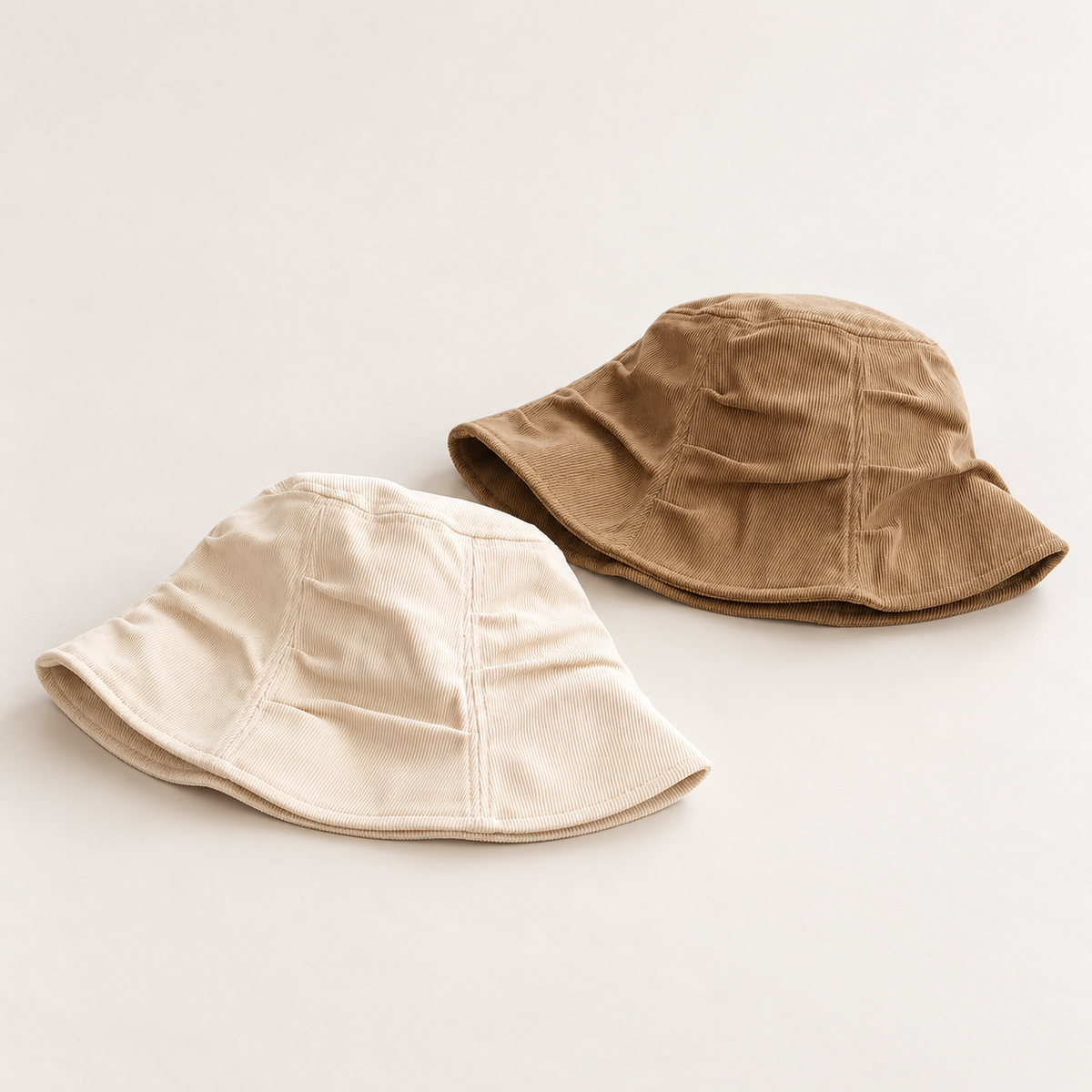 Pleated corduroy bucket hat - foldable detail