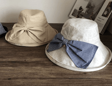 Load image into Gallery viewer, Oversized Fall Winter Bucket Hat.