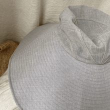 Load image into Gallery viewer, Extra Wide Brim Bucket Hat  for Women.