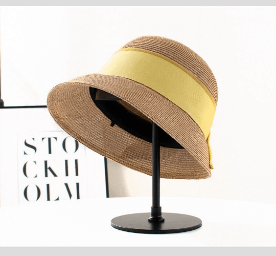 Straw Hat with Bow Tie for Women.