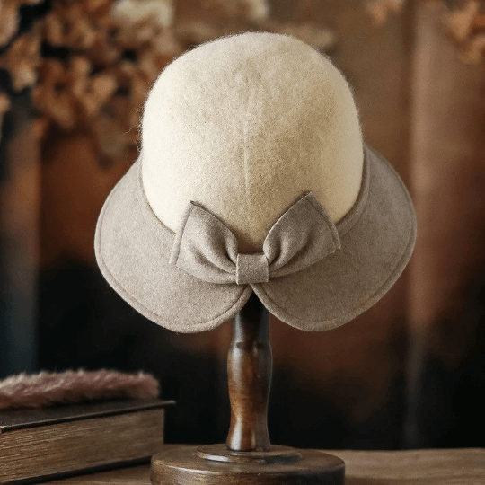 Women Wool Cloche Hat.