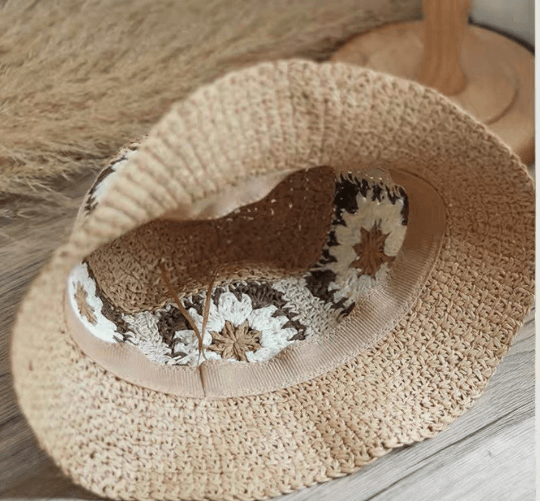 Flower Straw Hat for  Women.