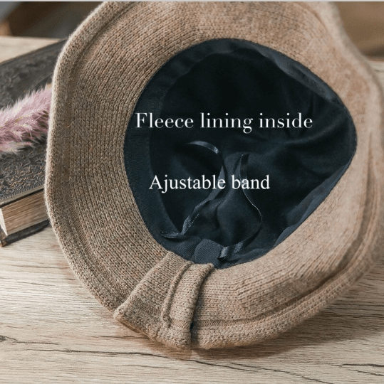 Foldable Cloche Hat.
