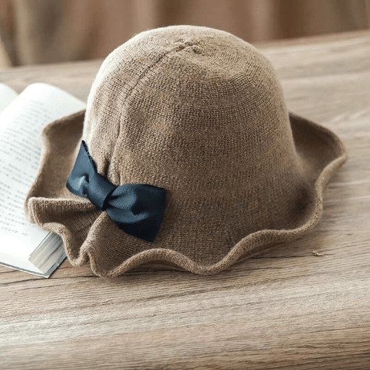 Foldable Cloche Hat.