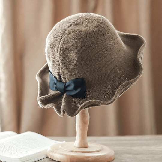 Foldable Cloche Hat.