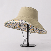 Load image into Gallery viewer, Reversible Wide Brim Bucket Hat.