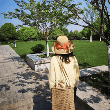 Load image into Gallery viewer, Straw Hat with Bow Tie.