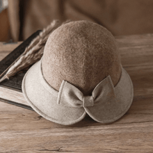Load image into Gallery viewer, Women Wool Cloche Hat.