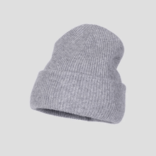 Load image into Gallery viewer, 100% Wool Women Beanie
