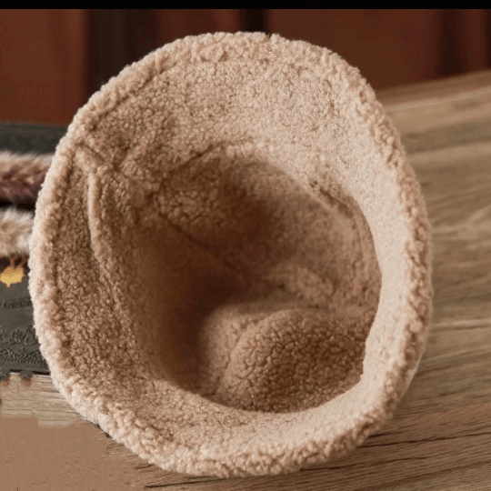 Knitted Bucket Hat for Women with Fleece.