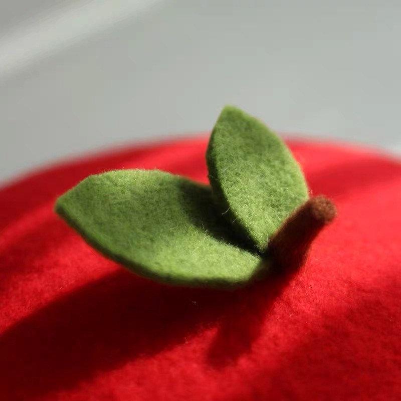 Apple Beret for Women and Kids.