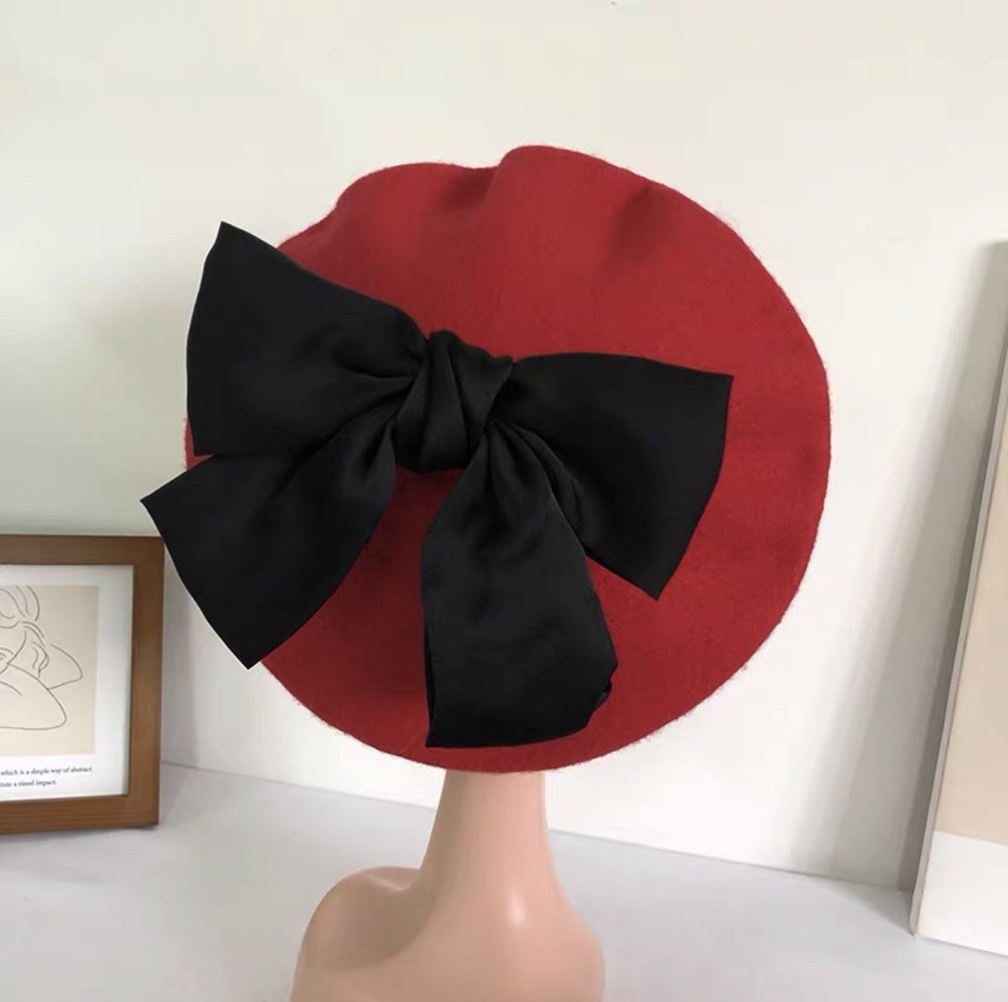 Beret Hat with Removable Bow for Women and Girls.