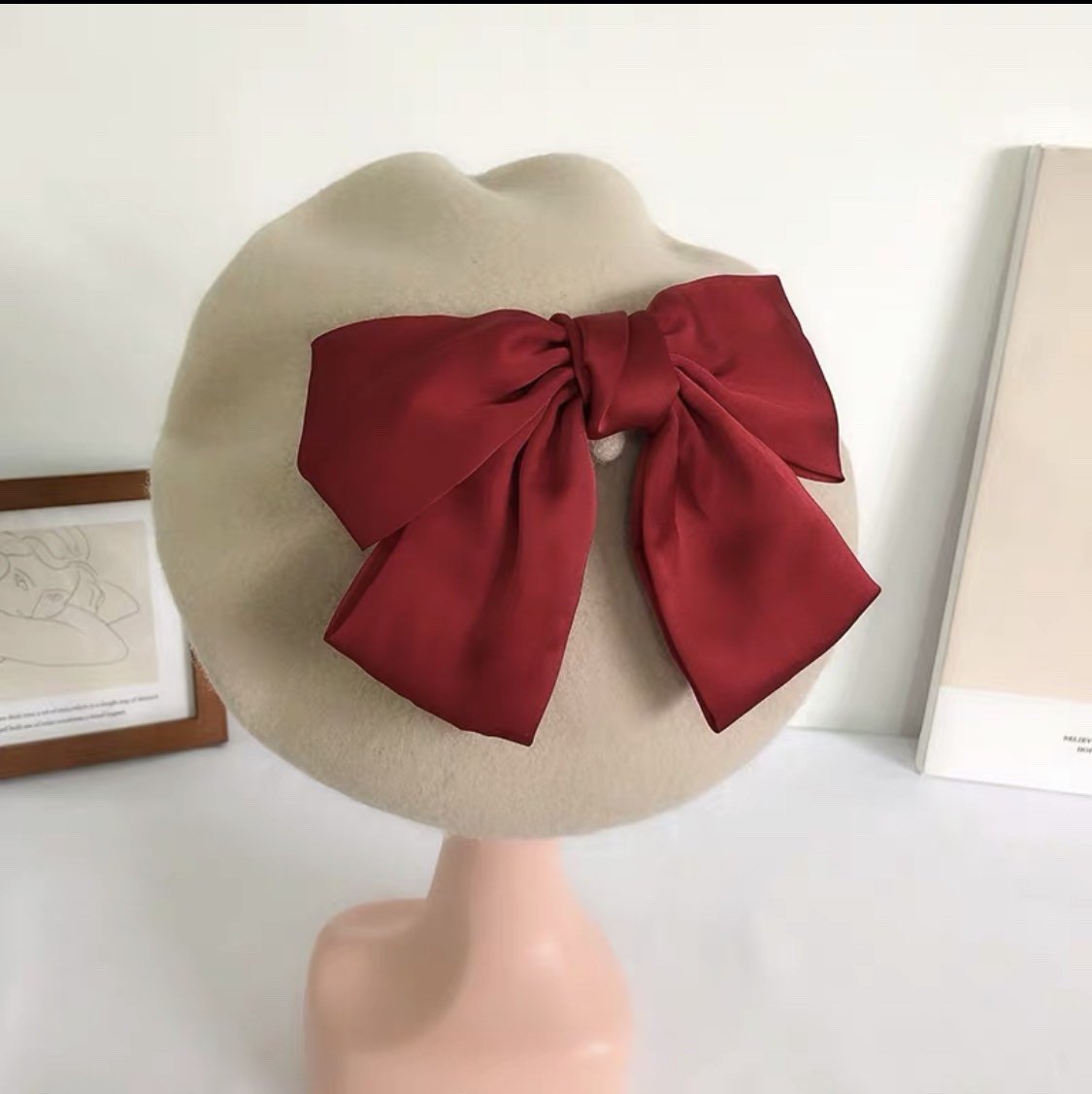Beret Hat with Removable Bow for Women and Girls.
