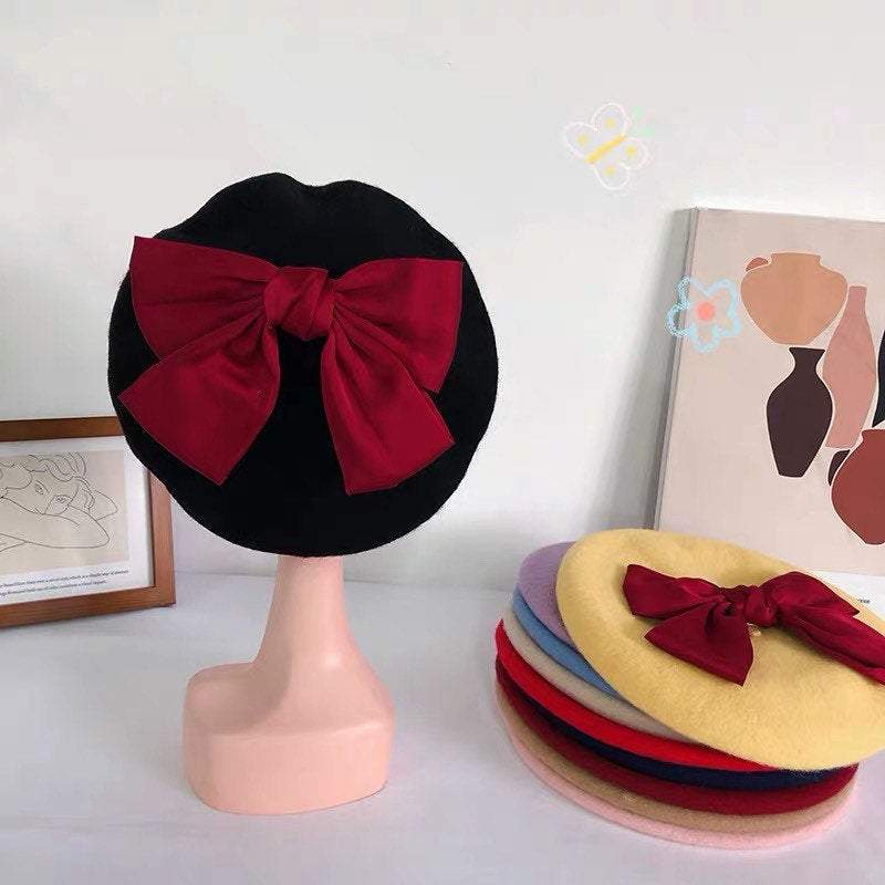 Beret Hat with Removable Bow for Women and Girls.