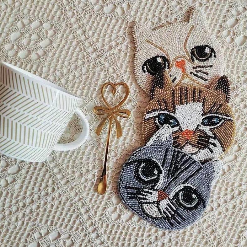 Handmade Cat Coaster with Beads.