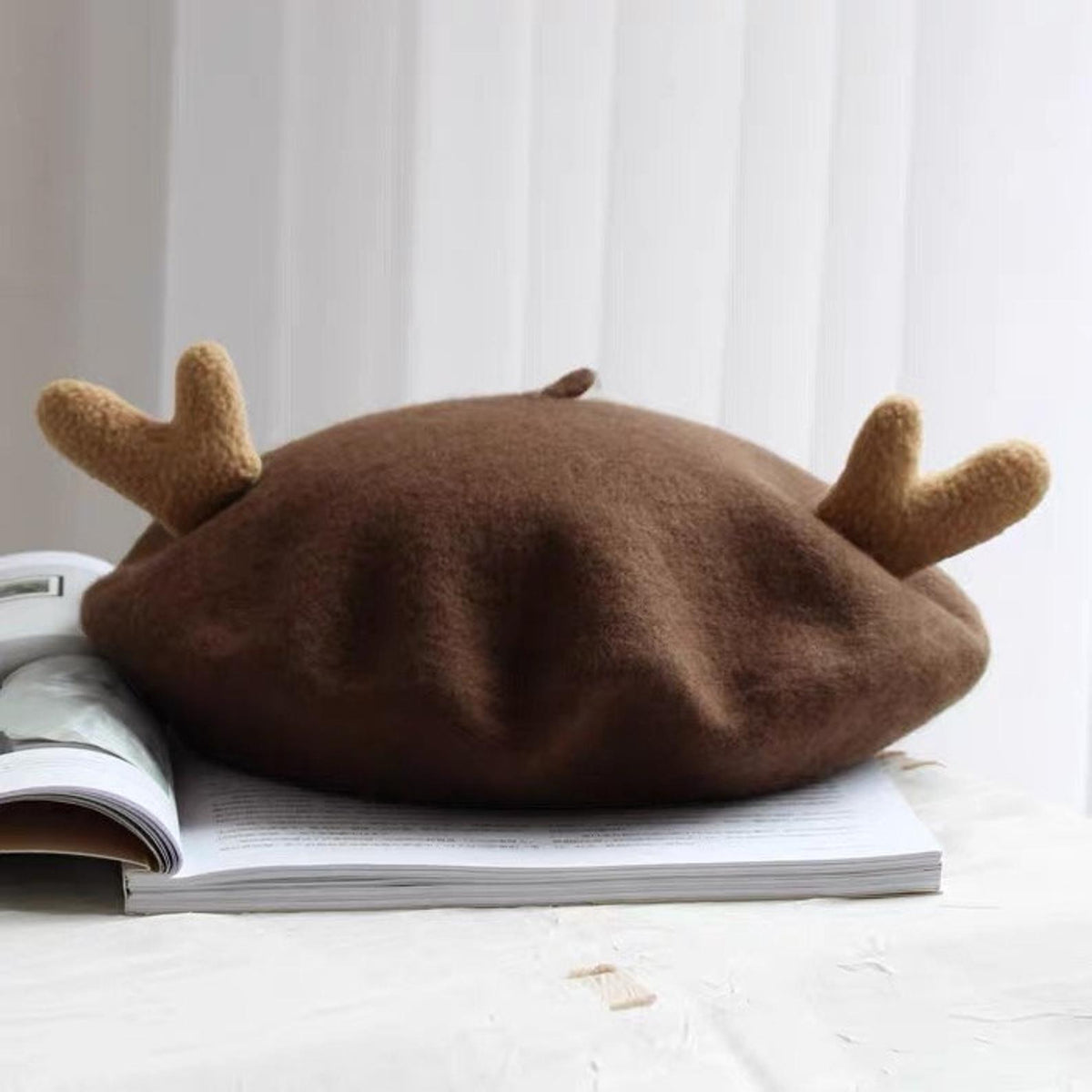 Reindeer Beret for Woman and Kids.