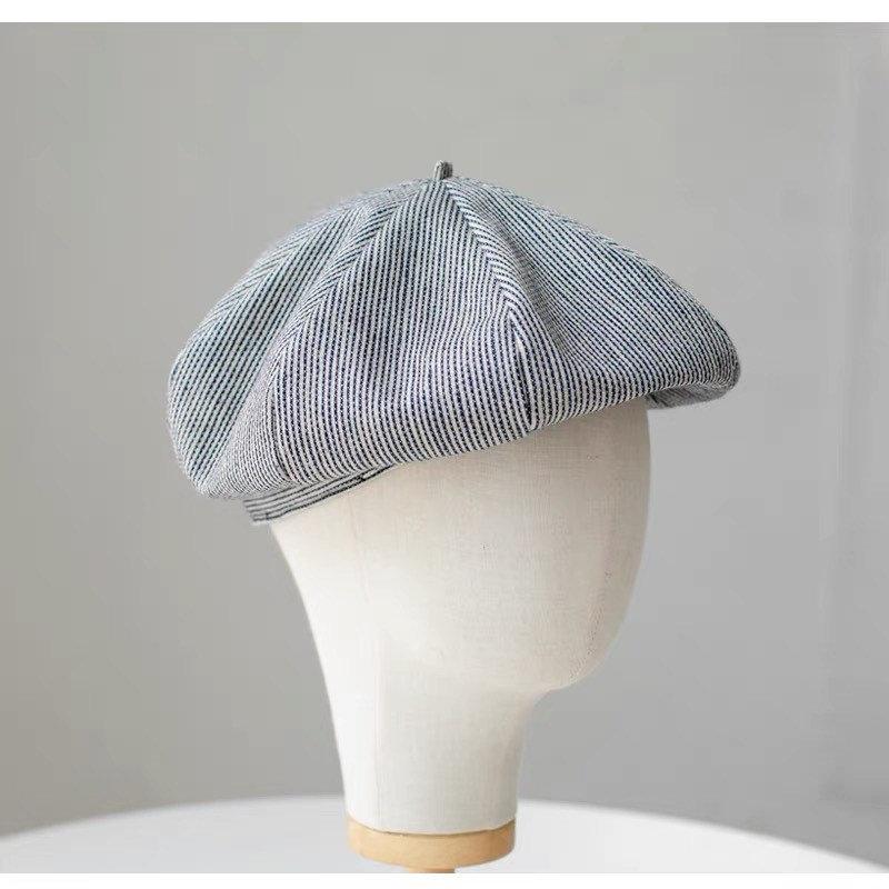 Customizable Vintage Beret in Standard/Large Head for Men/Women.