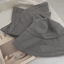 Load image into Gallery viewer, Oversized Bucket Hat Check Pattern, Small to XXLarge Bucket Hat for Women.