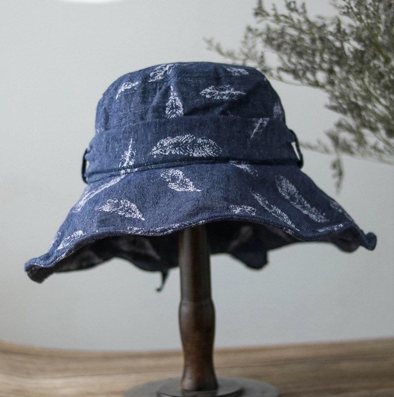 Feather Print Bucket Hat for Women.
