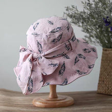 Load image into Gallery viewer, Feather Print Bucket Hat for Women.