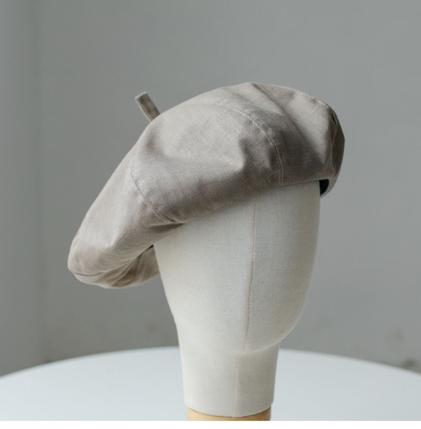 Oversized linen French beret for women – Khaki, side view
