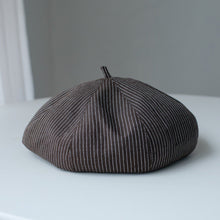 Load image into Gallery viewer, Oversized Spring Summer Stripped Linen Beret for Women and Girls.