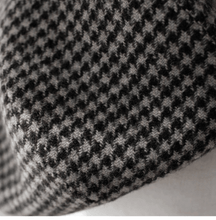 Load image into Gallery viewer, Houndstooth Oversized Unisex Wool Beret.
