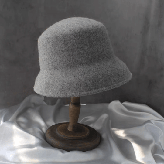 Adjustable Elegant Wool Cloche Hat for Women.