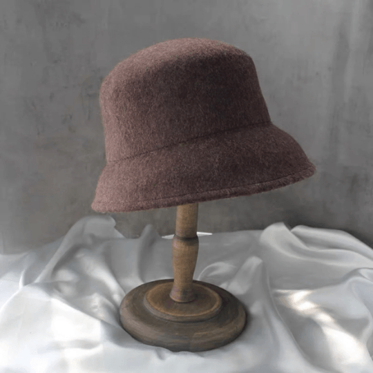 Adjustable Elegant Wool Cloche Hat for Women.