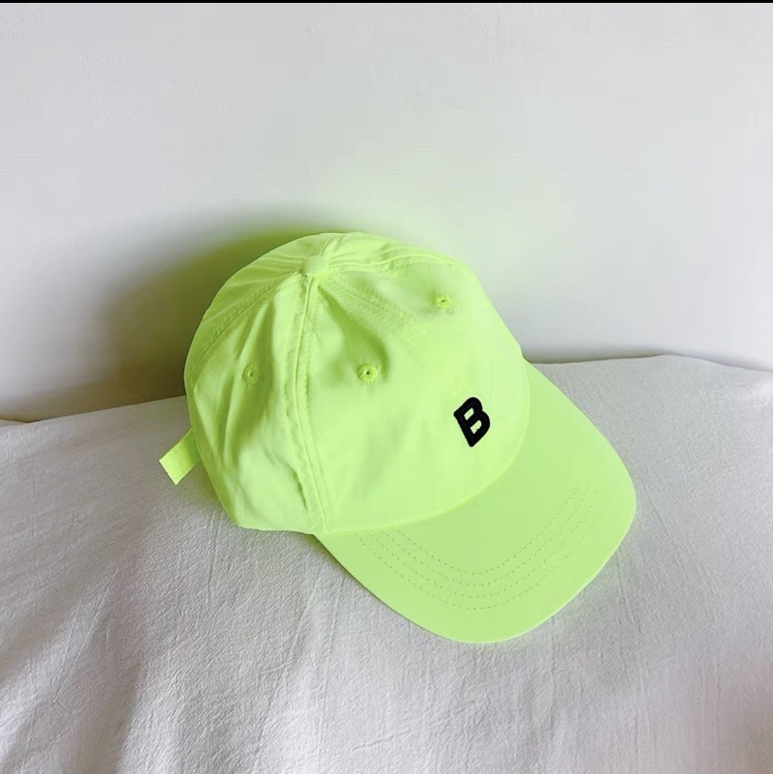Kid Baseball Hat with Letter B.
